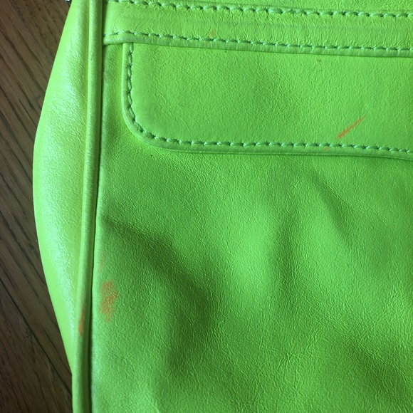 Rebecca Minkoff Purse & Sandal Set - Picture 6 of 8